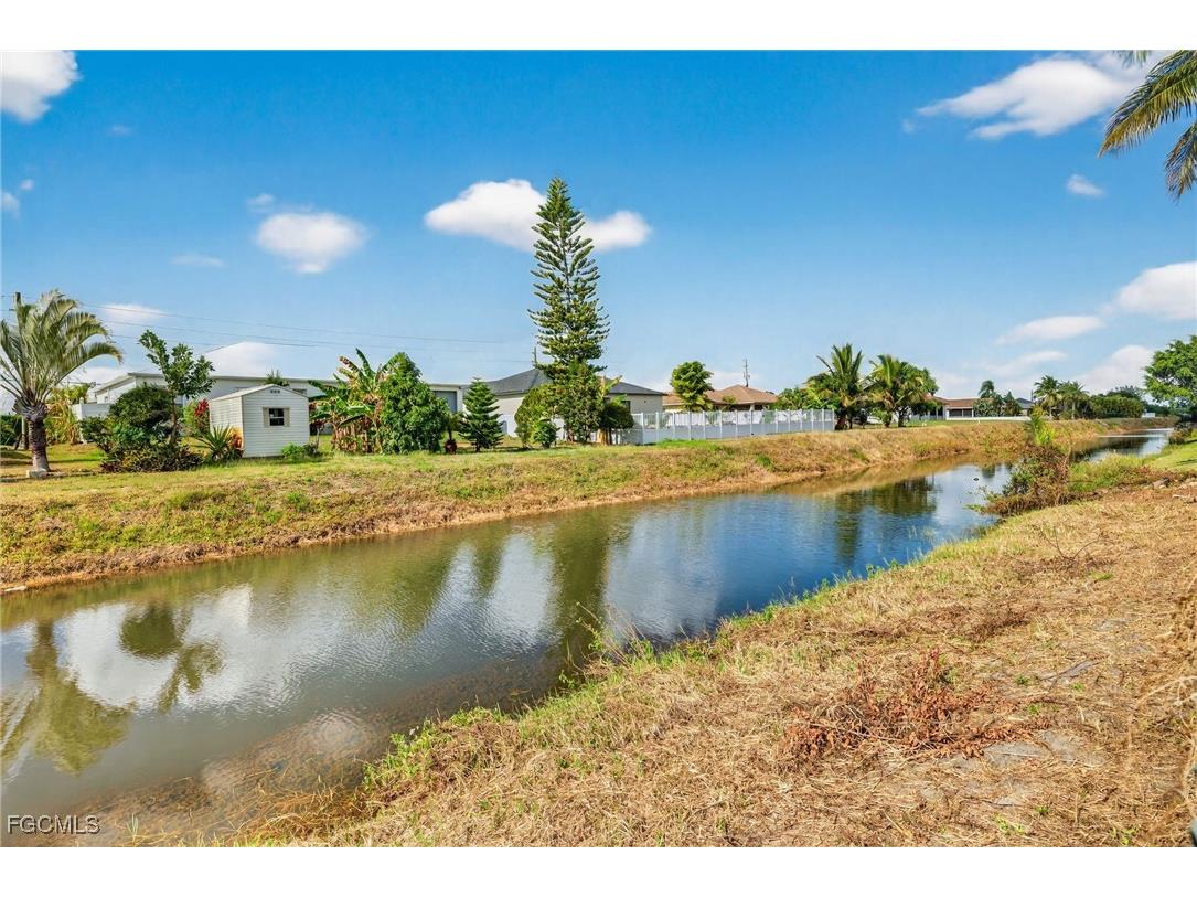 4664 Varsity Circle Lehigh Acres FL 33971 2025024859 image30