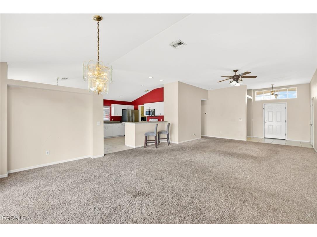 4664 Varsity Circle Lehigh Acres FL 33971 2025024859 image6