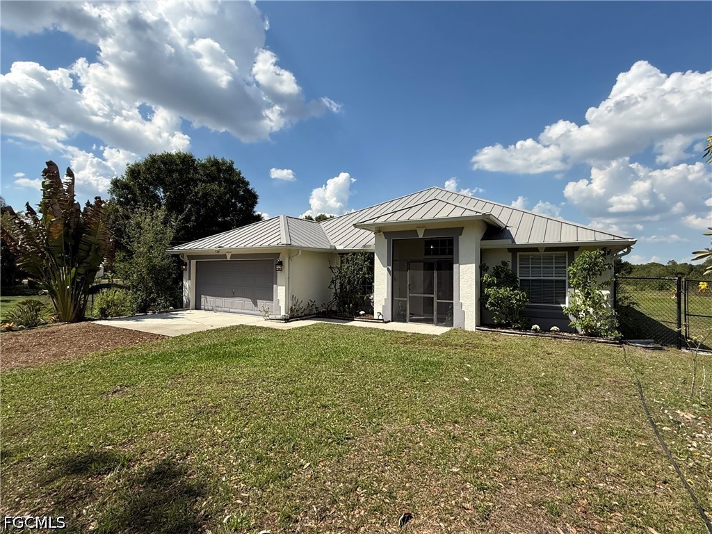 4665 47th Avenue NE Naples FL 34120 2026016758 image2