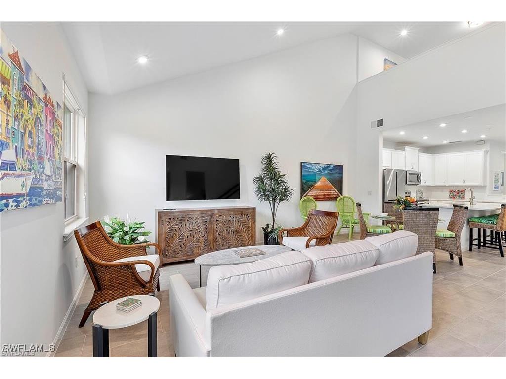 4665 Arboretum Circle #103 Naples FL 34112 225038748 image1