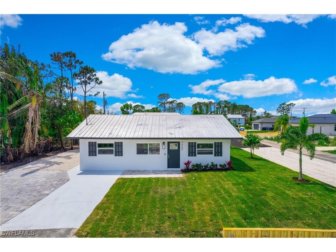 4665 Catalina Lane Bonita Springs FL 34134 223032461 image1