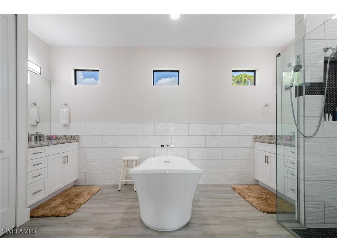 4665 Keylargo Lane Bonita Springs FL 34134 225080254 image13