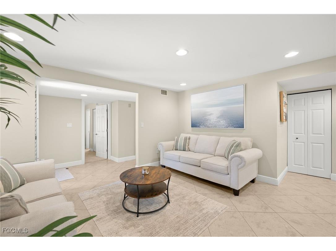 4665 S Landings Drive Fort Myers FL 33919 2026004637 image13