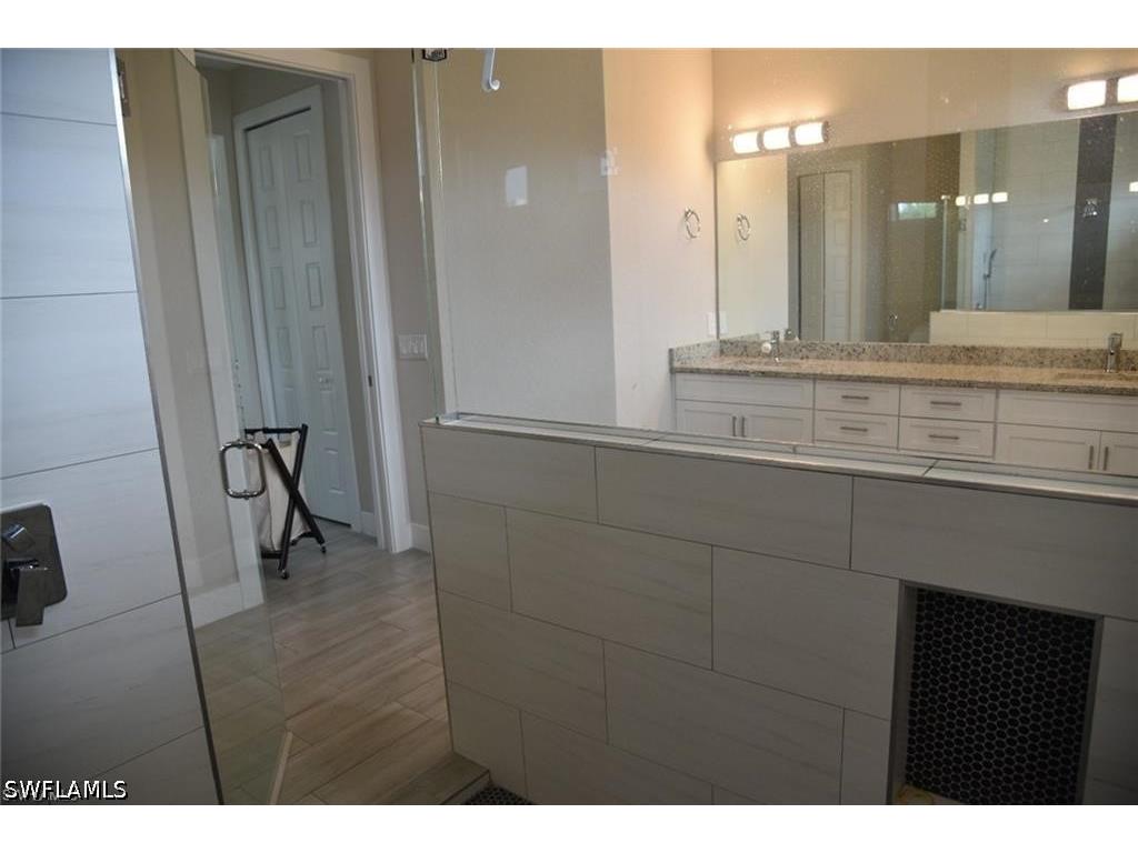 4666 Villa Capri Lane Bonita Springs FL 34134 226015876 image12