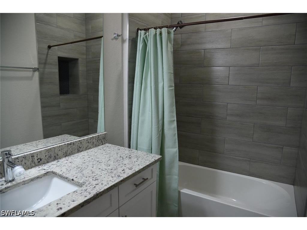 4666 Villa Capri Lane Bonita Springs FL 34134 226015876 image21