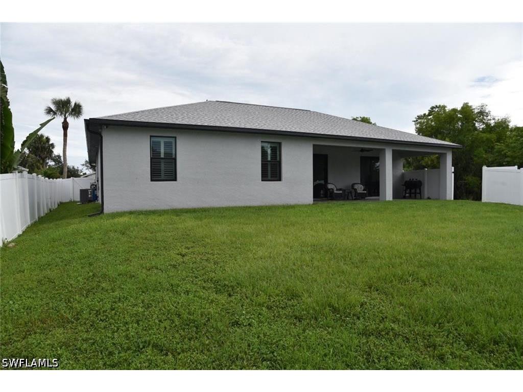 4666 Villa Capri Lane Bonita Springs FL 34134 226015876 image3
