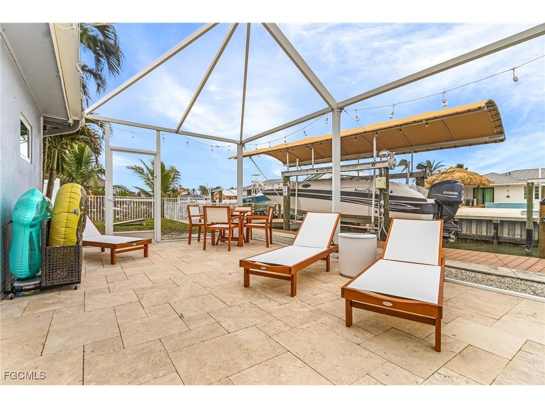 467 Madison Court Fort Myers Beach FL 33931 2025019458 image19