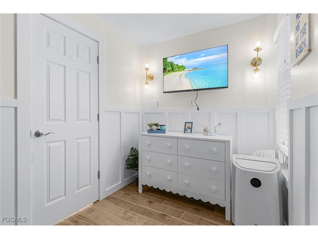 467 Madison Court Fort Myers Beach FL 33931 2025019458 image25