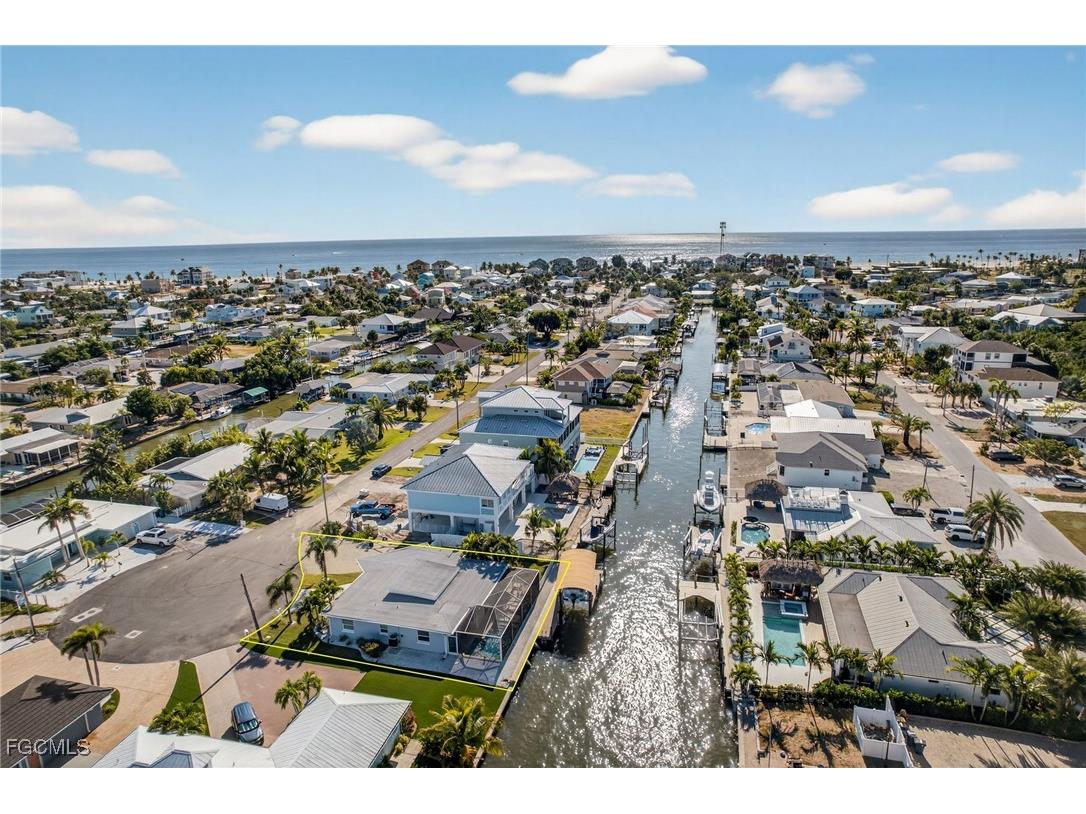 467 Madison Court Fort Myers Beach FL 33931 2025019458 image29