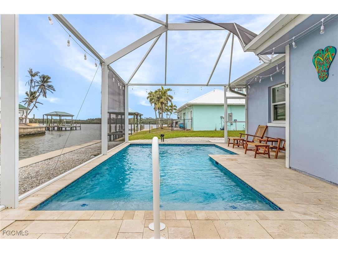 467 Madison Court Fort Myers Beach FL 33931 2025019458 image7