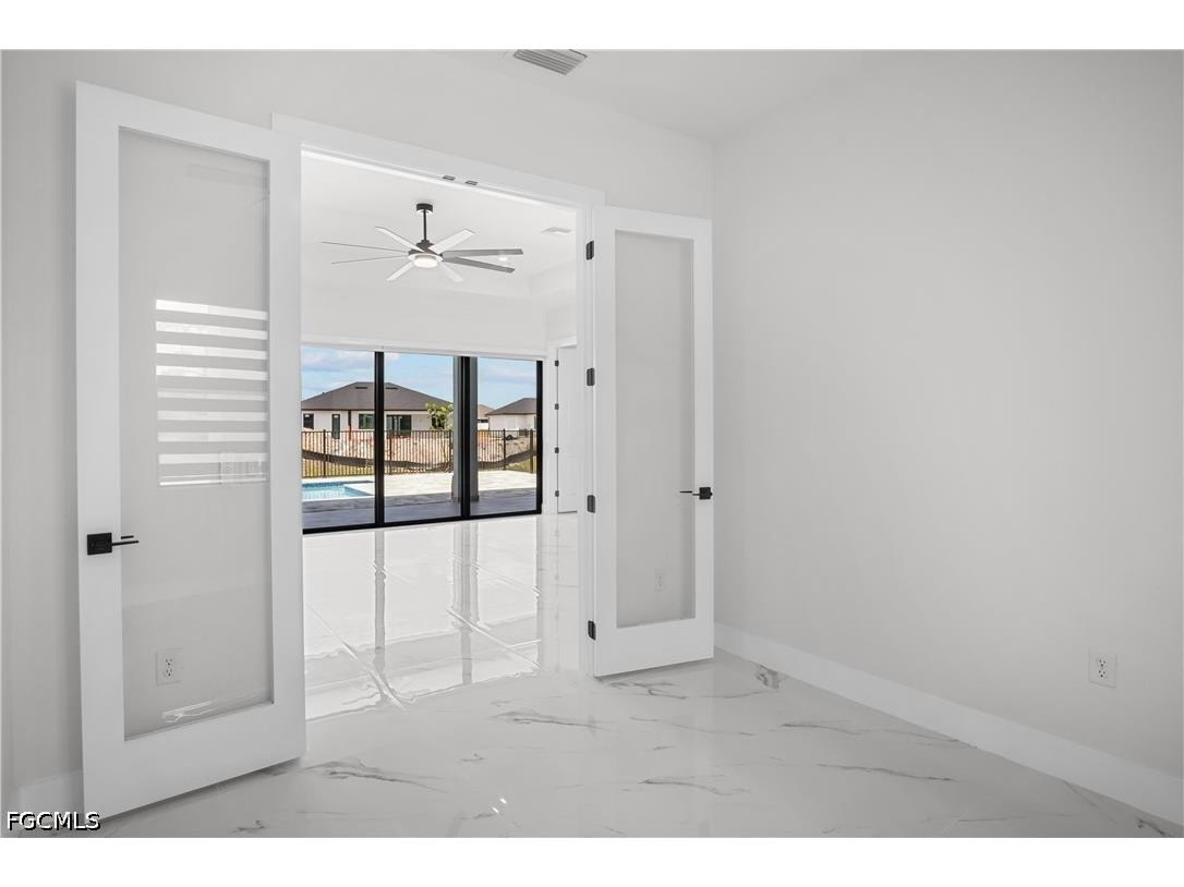 467 NE 5th Avenue Cape Coral FL 33909 2026028062 image10