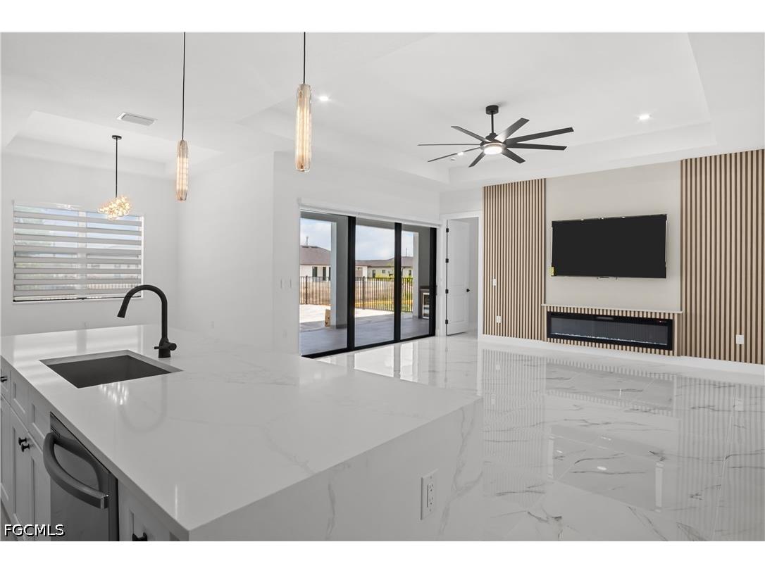 467 NE 5th Avenue Cape Coral FL 33909 2026028062 image6