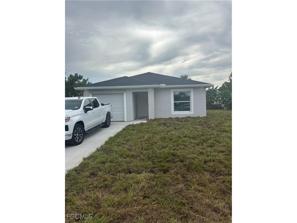 467 Valley Drive Lehigh Acres FL 33936 2025005184 image1