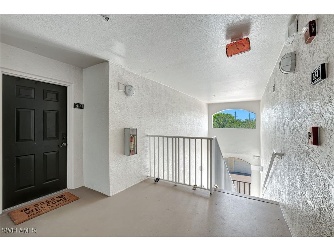 4670 Saint Croix Lane #632 Naples FL 34109 225080865 image2