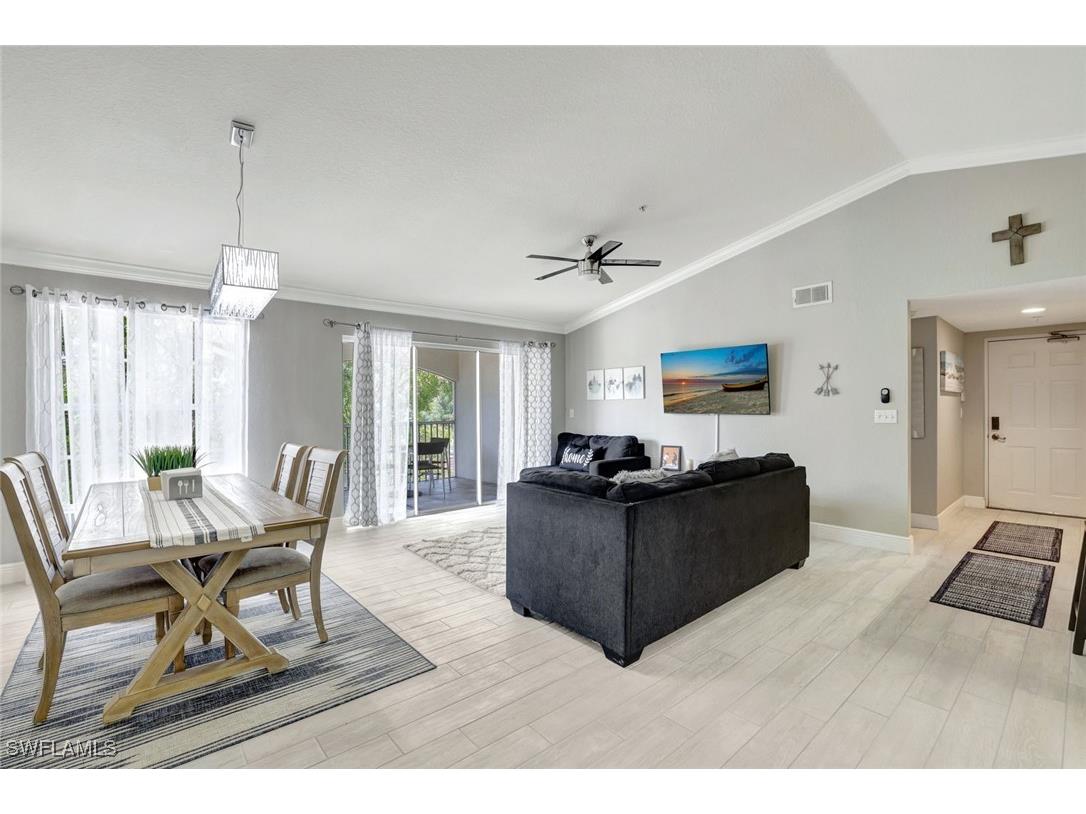 4670 Saint Croix Lane #632 Naples FL 34109 226002498 image6