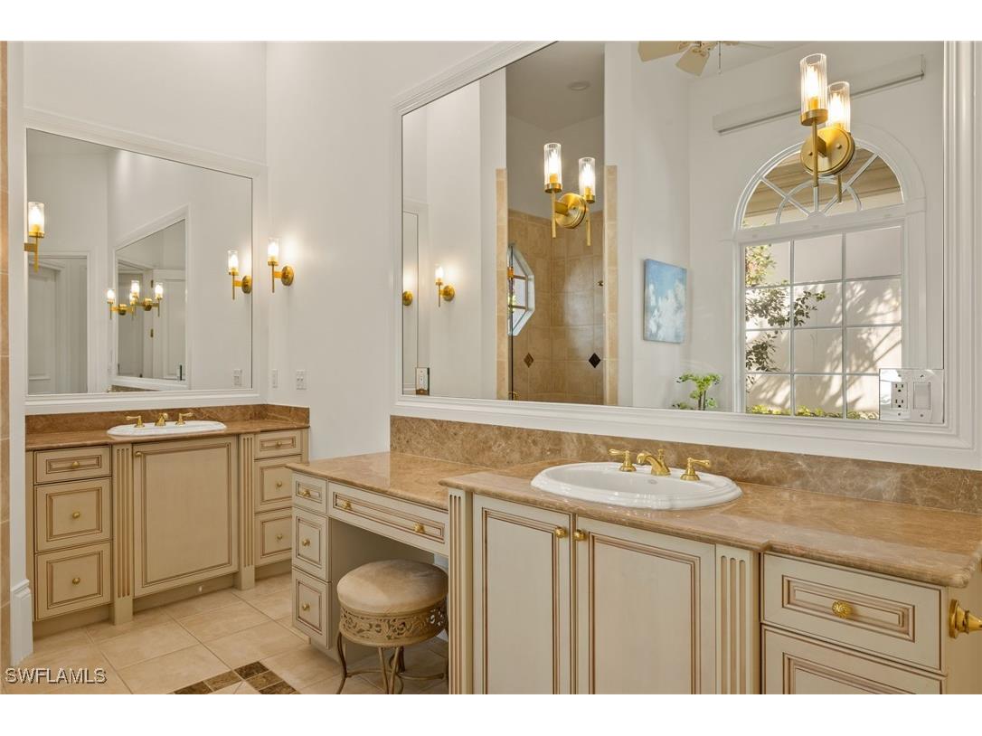 4670 Via Roma Estero FL 34134 225015522 image12