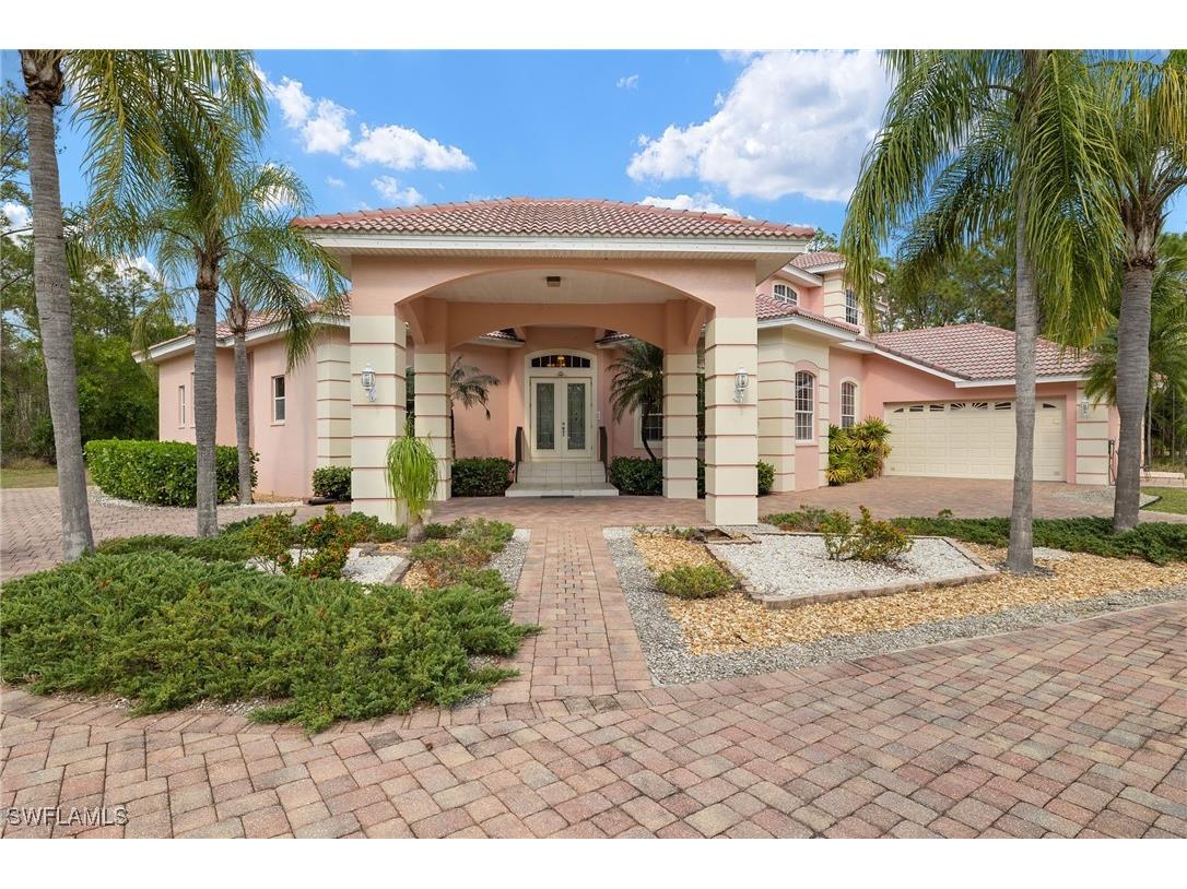 4671 5th Avenue NW Naples FL 34119 225010563 image1
