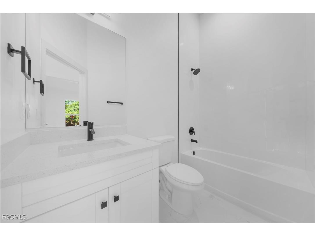 4675/4677 Golfview Boulevard Lehigh Acres FL 33973 2025014323 image11