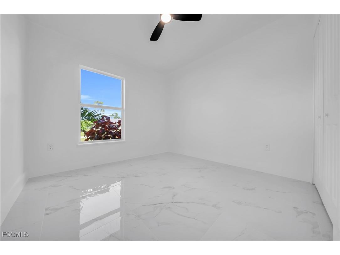 4675/4677 Golfview Boulevard Lehigh Acres FL 33973 2025014323 image14