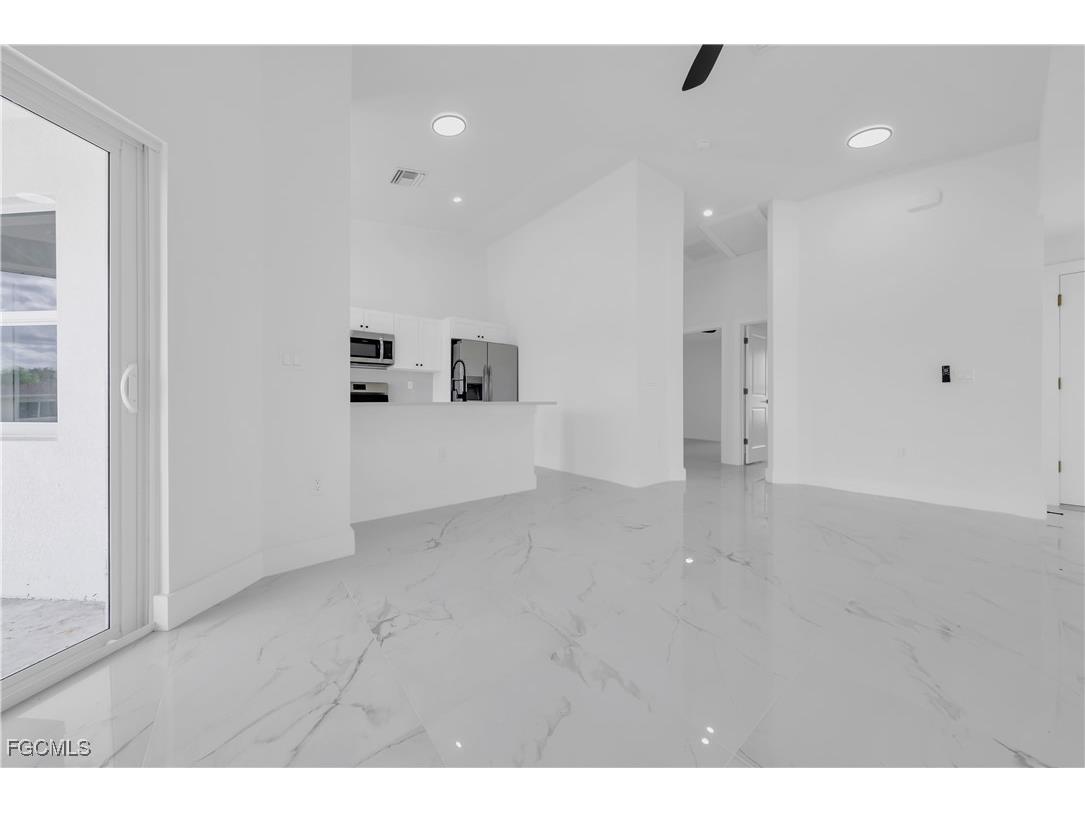 4675/4677 Golfview Boulevard Lehigh Acres FL 33973 2025014323 image17