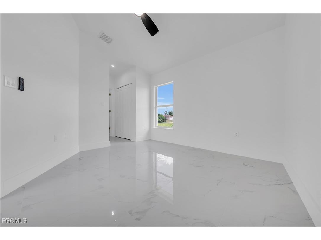 4675/4677 Golfview Boulevard Lehigh Acres FL 33973 2025014323 image23