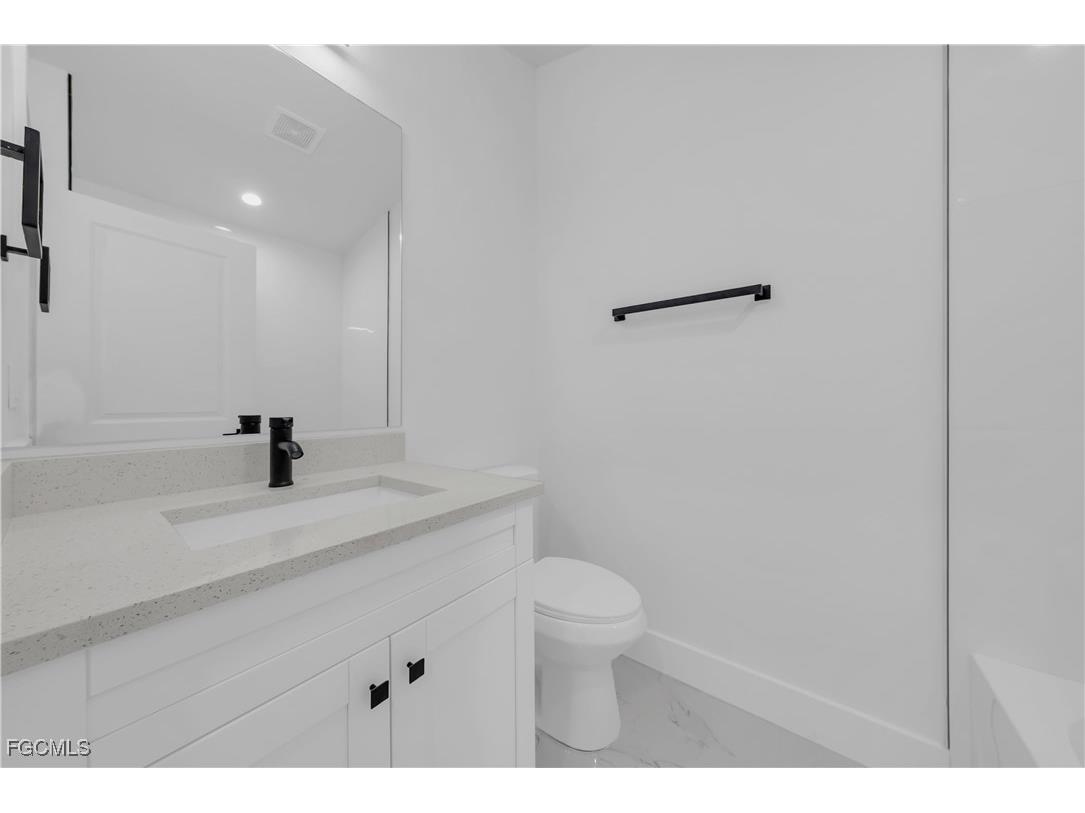 4675/4677 Golfview Boulevard Lehigh Acres FL 33973 2025014323 image25