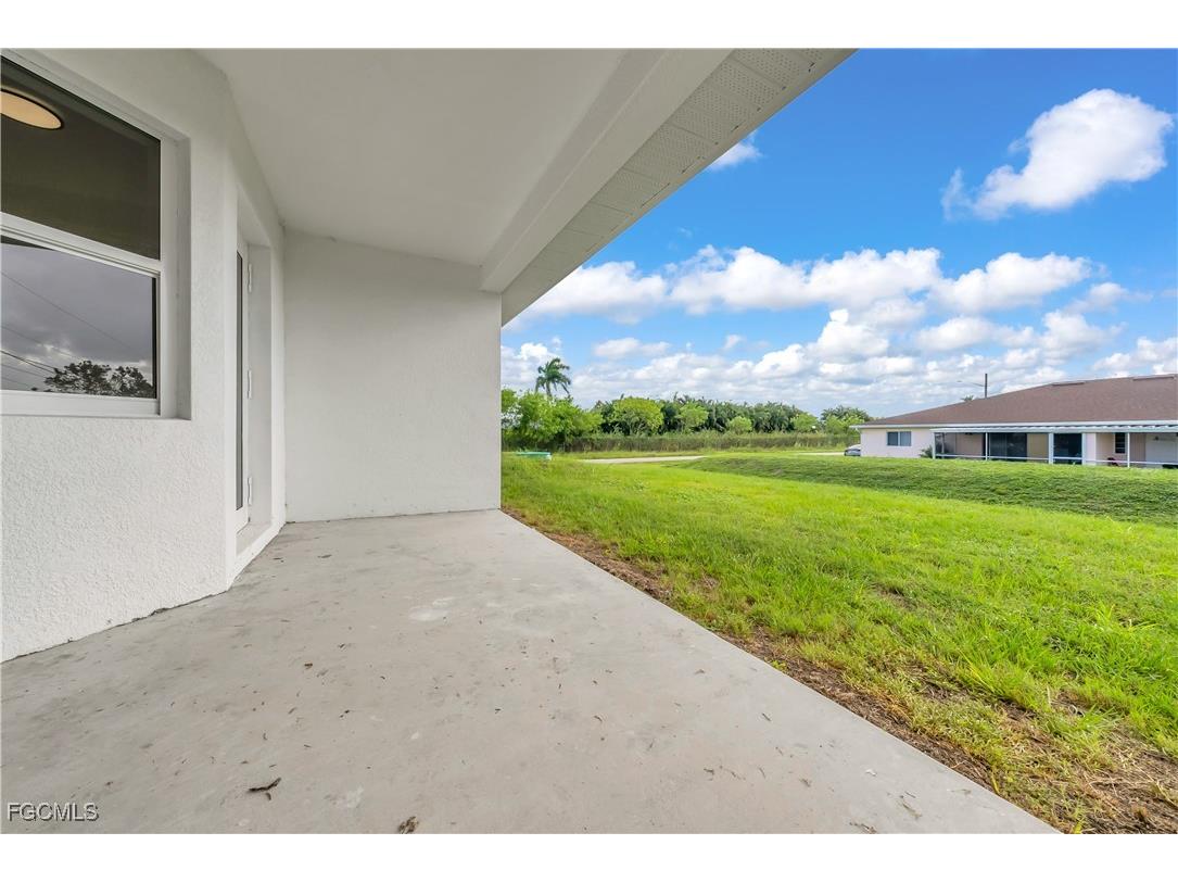 4675/4677 Golfview Boulevard Lehigh Acres FL 33973 2025014323 image35