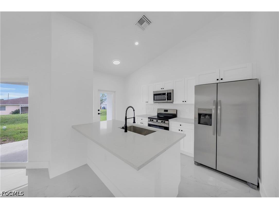 4675-4677 Golfview Boulevard Lehigh Acres FL 33973 2026022048 image22