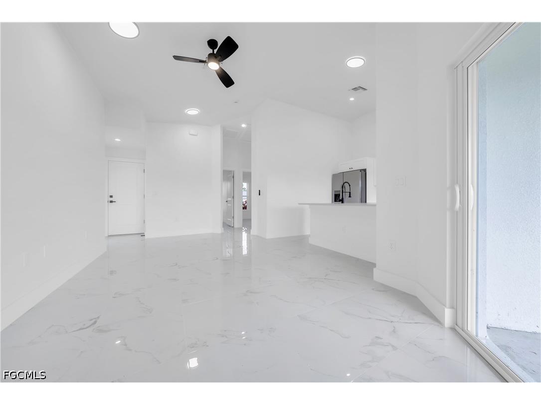 4675-4677 Golfview Boulevard Lehigh Acres FL 33973 2026022048 image4