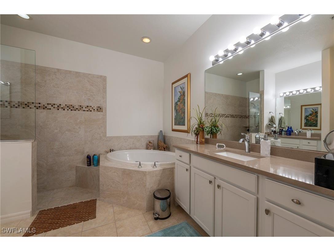 4675 Winged Foot Court #102 Naples FL 34112 225068500 image10