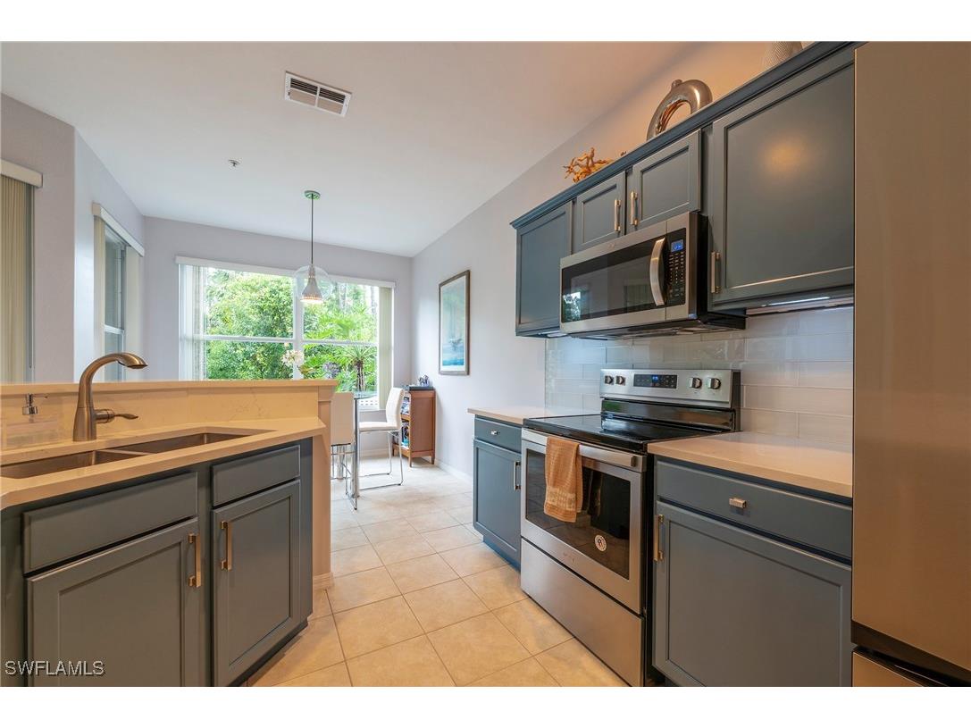 4675 Winged Foot Court #102 Naples FL 34112 225068500 image6