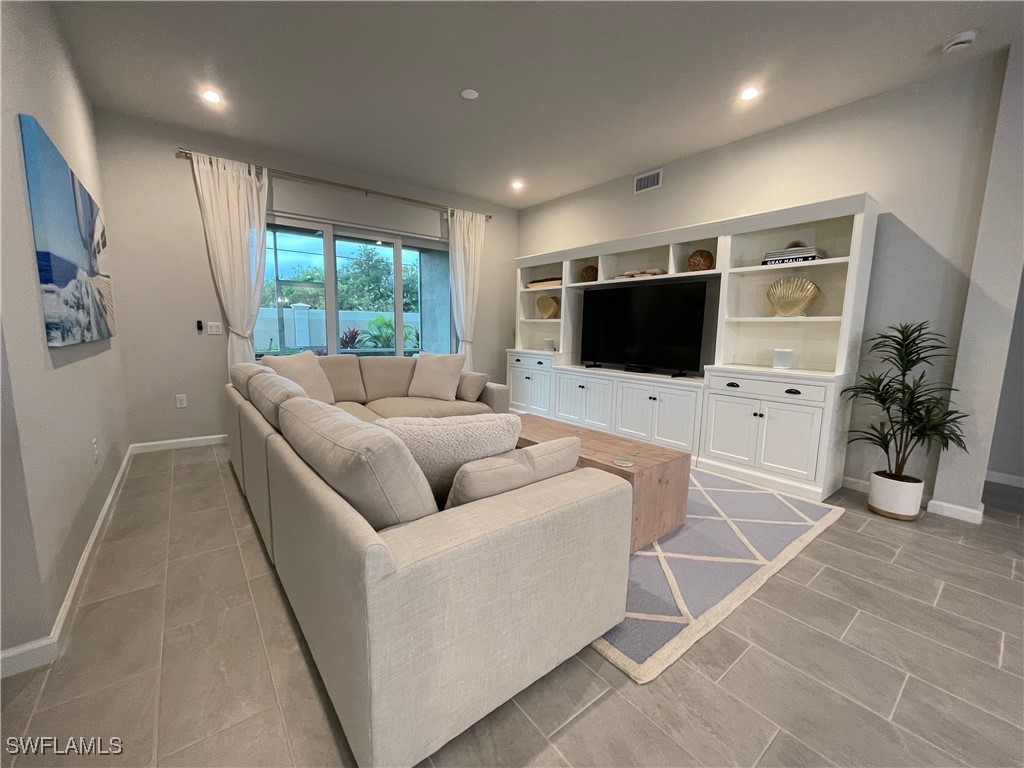4676 Arboretum Circle #101 Naples FL 34112 226003492 image9
