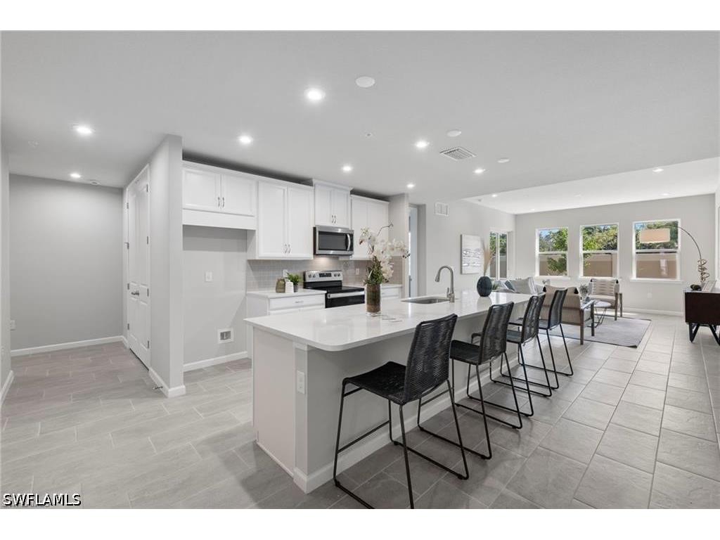 4676 Arboretum Circle #102 Naples FL 34114 226022435 image2
