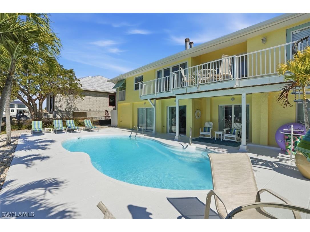 468 Capri Court Marco Island FL 34145 226006829 image3