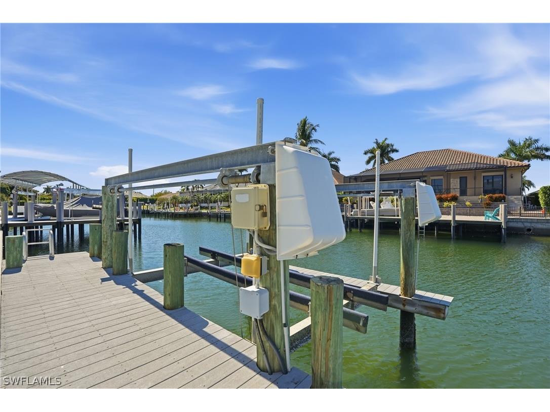 468 Capri Court Marco Island FL 34145 226006829 image6