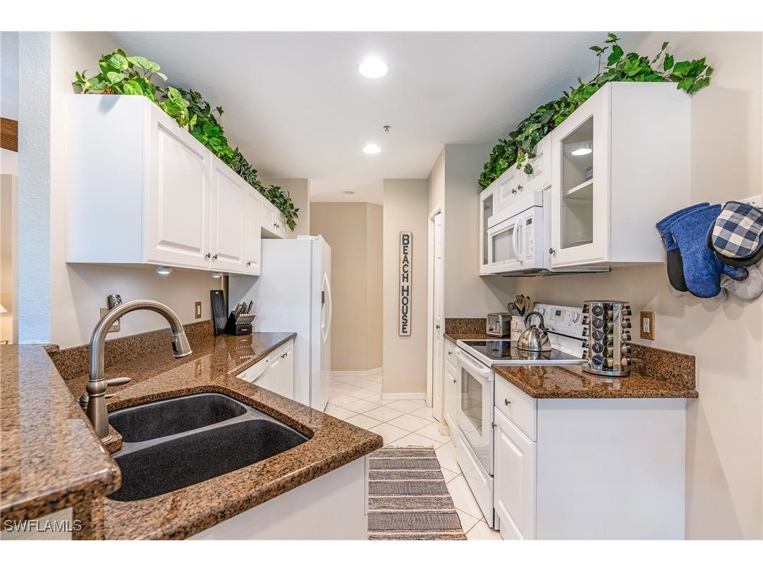 4680 Hawks Nest Way #D-103 Naples FL 34114 226003228 image8