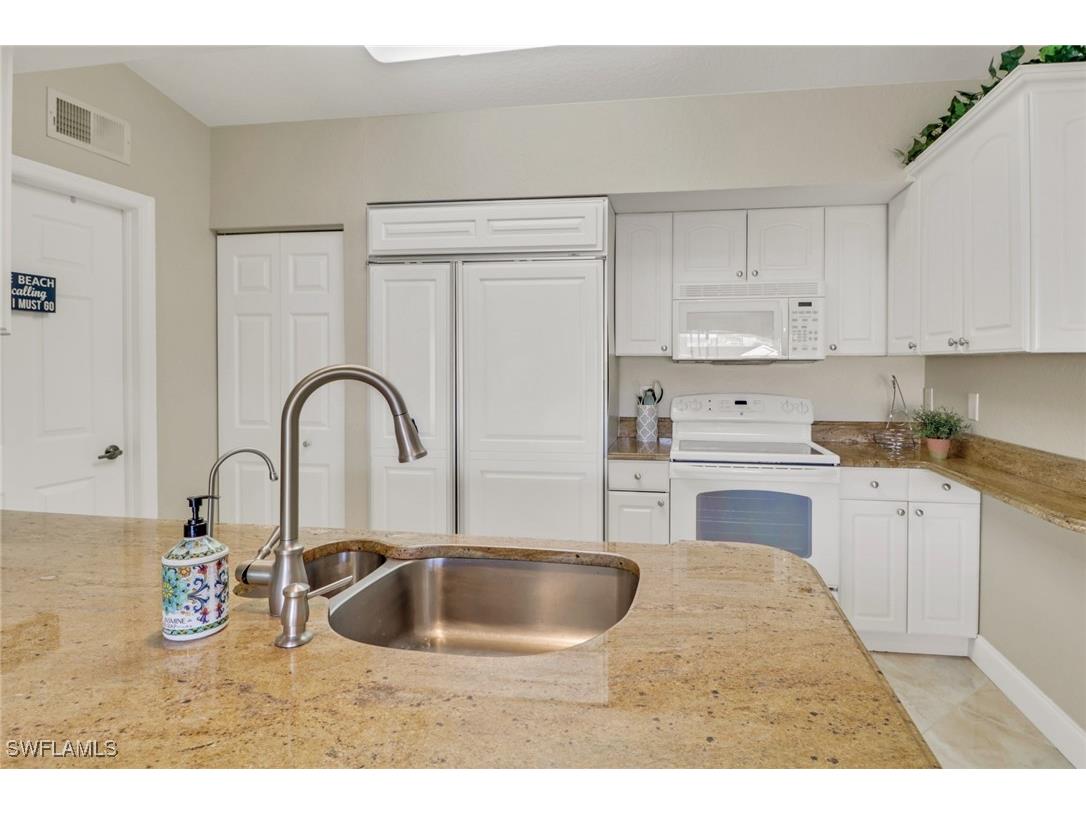 4680 Saint Croix Lane #537 Naples FL 34109 225074775 image12