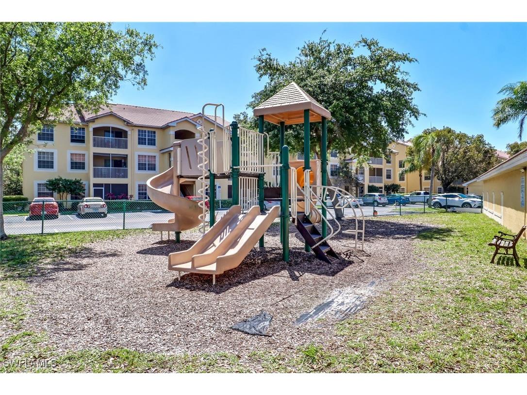 4680 Saint Croix Lane #537 Naples FL 34109 225074775 image34