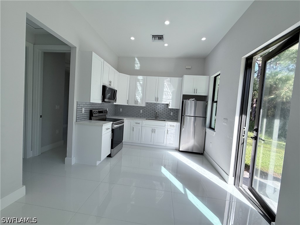 4681 18th Avenue SE Naples FL 34117 226019294 image1