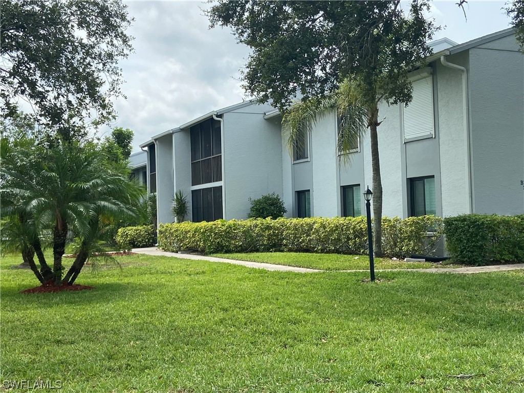 4681 Lakeside Club Boulevard #10 Fort Myers FL 33905 223041000 image1