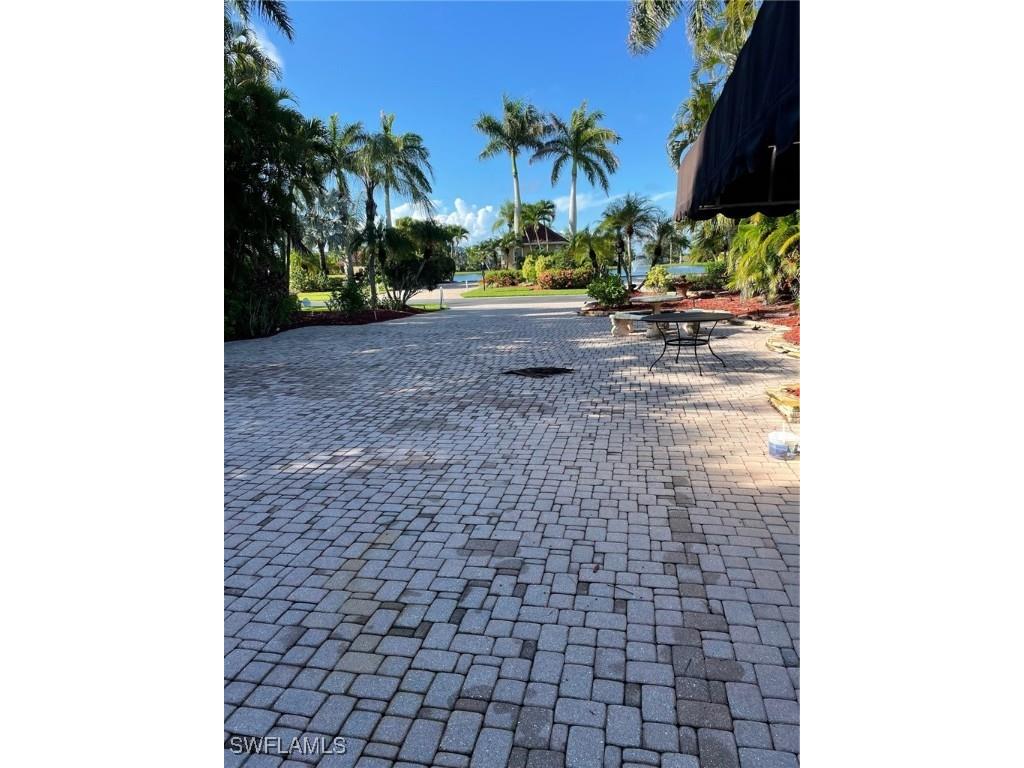 4682 Southern Breeze Drive Naples FL 34114 225075307 image4