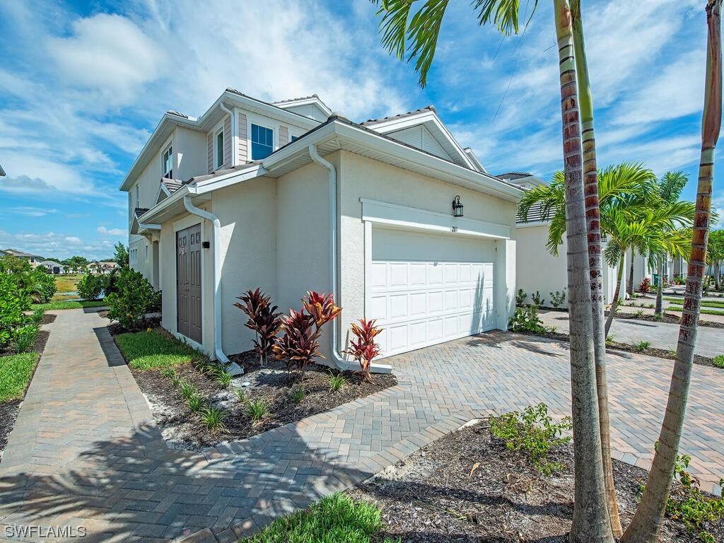 4683 Arboretum Circle #201 Naples FL 34112 223067725 image1