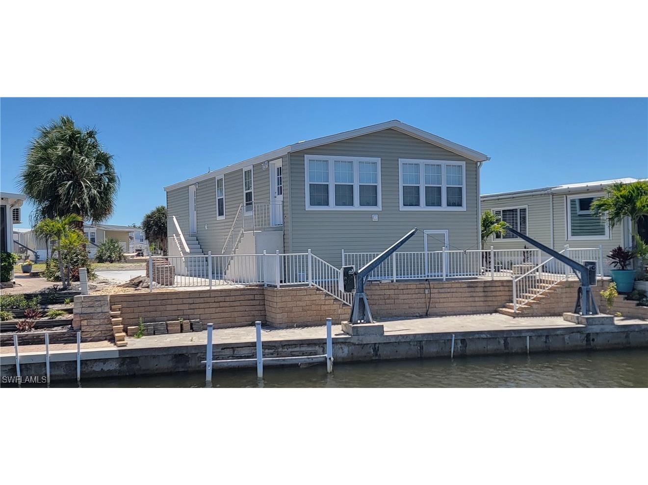 4684 Lahaina Lane Bonita Springs FL 34134 225073806 image1