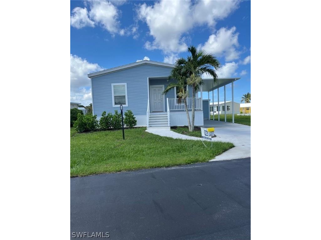 4685 Fiji Lane Bonita Springs FL 34134 224024801 image1