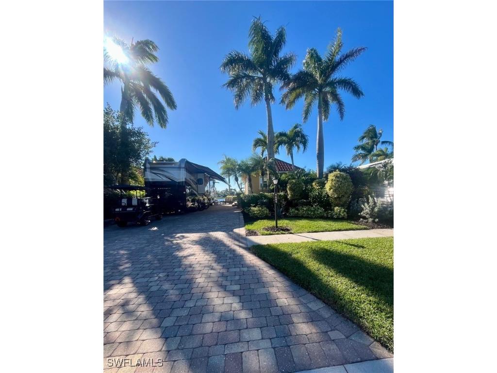 4685 Southern Breeze Drive Naples FL 34114 226001874 image6