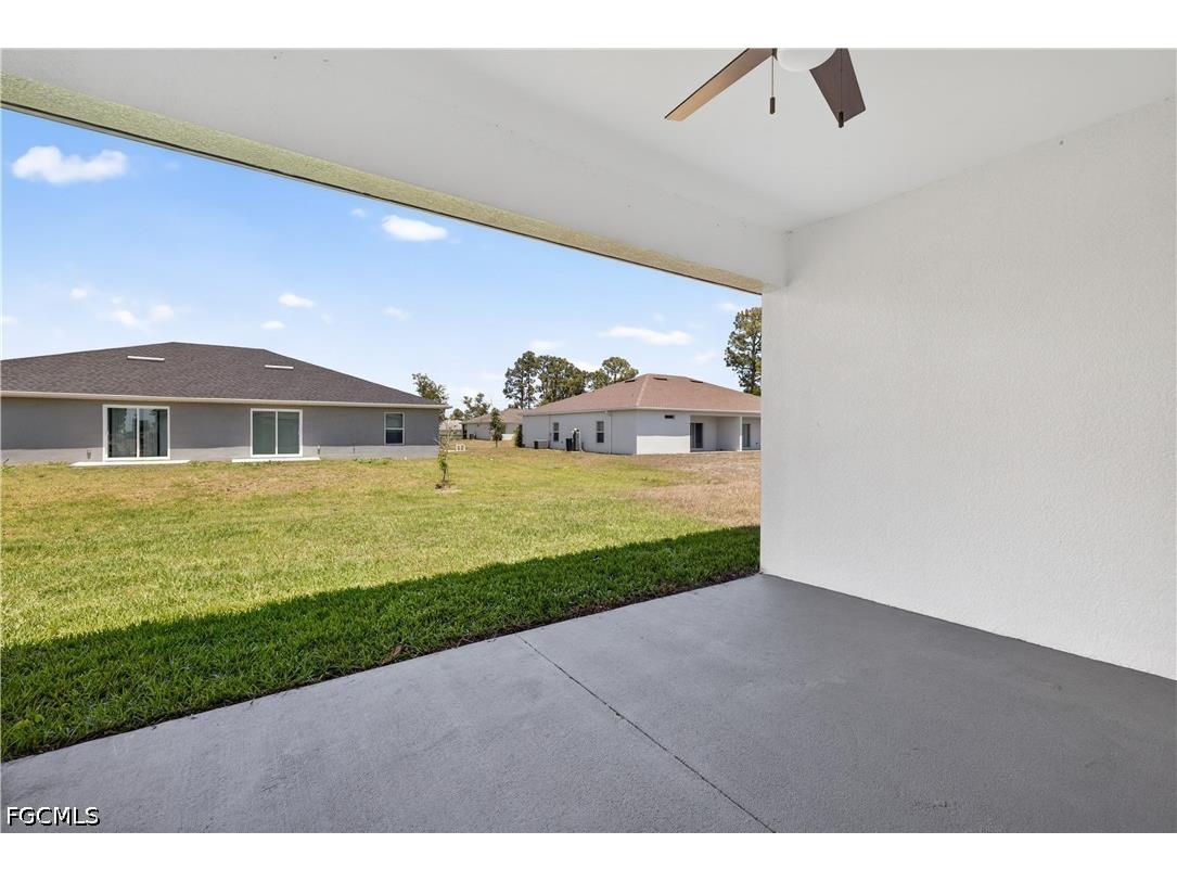 4686-4688 Golfview Boulevard Lehigh Acres FL 33973 2026020543 image14