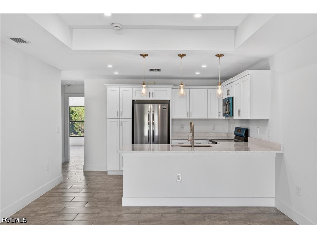 4686-4688 Golfview Boulevard Lehigh Acres FL 33973 2026020543 image6