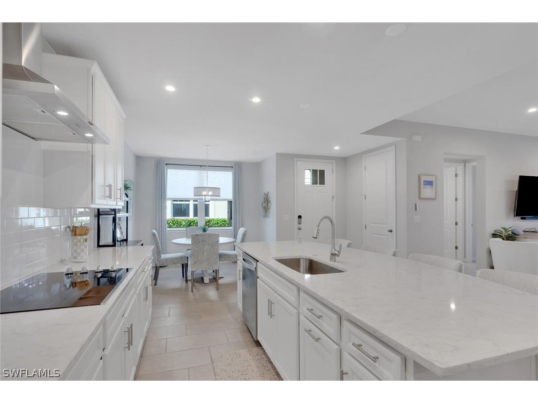 4687 Arboretum Circle #101 Naples FL 34112 226007081 image8
