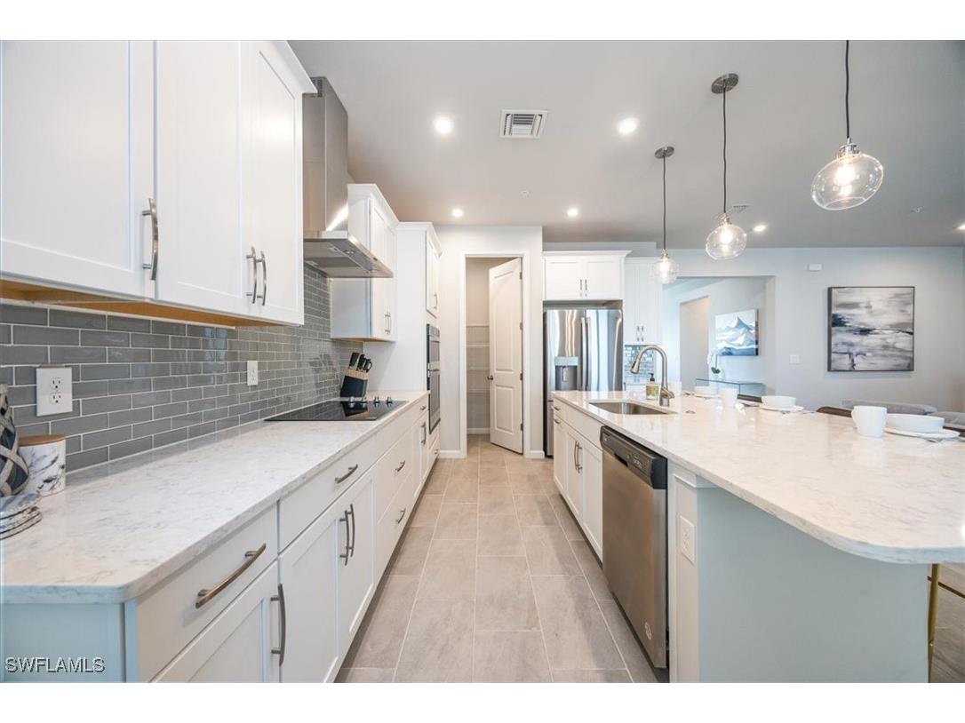 4687 Arboretum Circle #203 Naples FL 34112 225082074 image10