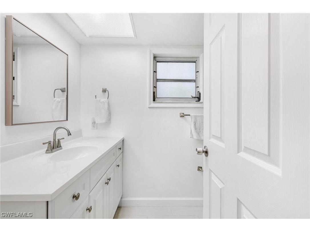 4688 Pembrooke Lane Bonita Springs FL 34134 223040631 image16